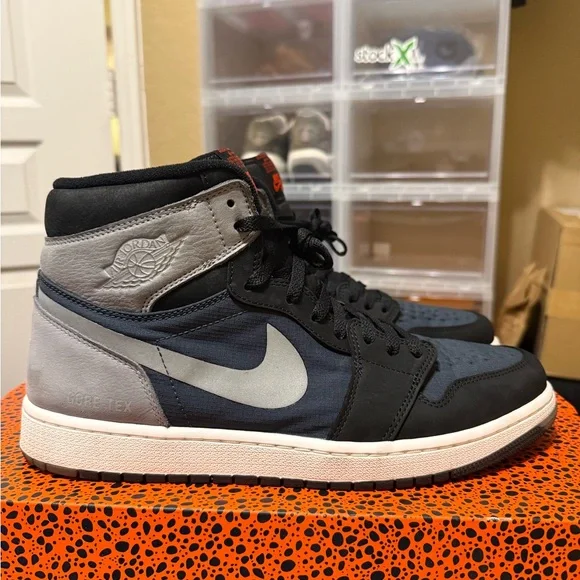Air Jordan 1 High Element GORE-TEX 'Black Particle Grey' Men’s Size 12 - Picture 2 of 7